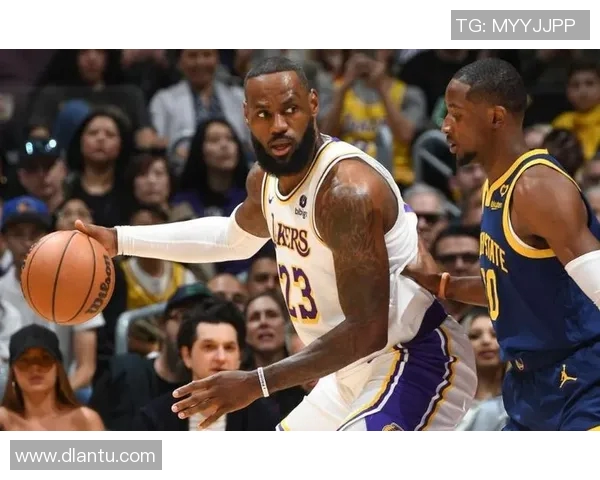 詹姆斯复出湖人三连胜,库里空砍34分里程悲!杨瀚森9分创纪录